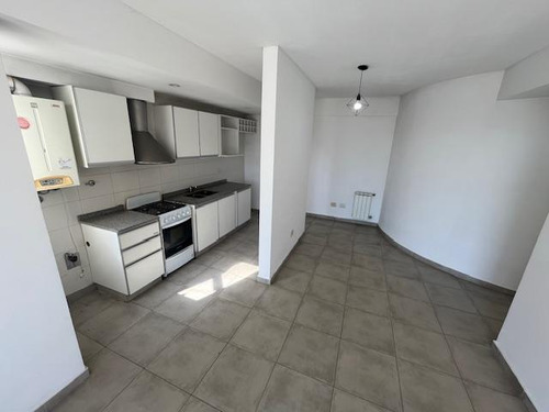 Departamento En Lomas De Zamora