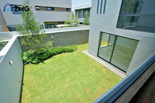 Preciosa Casa En Mitica