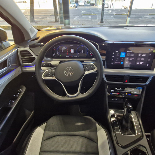 Volkswagen Taos 1.4 Tsi Highline At