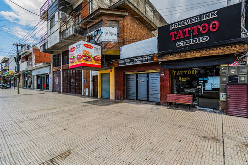 Vta.en Block 4 Ph De 1 Y 2amb +3 Locales Laferrere