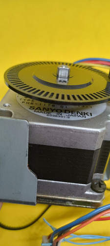Motor Pasos, Poleas, Banda Dentada Encoder, P/robótica Elec. (Usado)