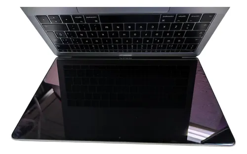 Macbook Pro (13-inch, 2017, Two Thunderbolt 3 Ports) Macbook Pro (13-inch, 2017, Two Thunderbolt 3 Ports)