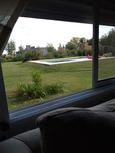 Excelente Casa En Alquiler En Uribe. Se Respira Tranquilad!