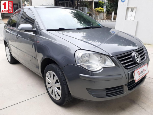 Volkswagen Polo Sedan 1.6 Mi Total Flex 8v 4p