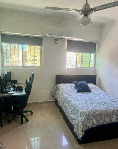 Apartamento Espacioso En La Zona Universitaria
