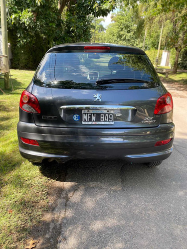 Peugeot 207 2013 1.4 Sedan Allure 75cv