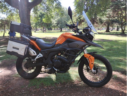 Corven Triax Touring 250