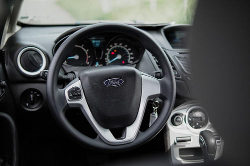 Ford Fiesta 1.6 Se Sedan 16v Flex 4p Powershift