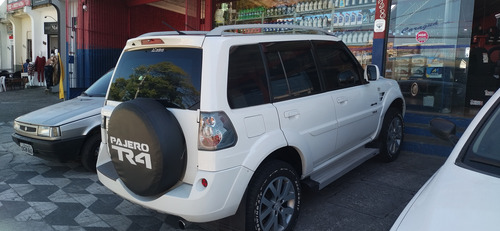 Mitsubishi Pajero TR4 2.0 Flex Aut. 5p