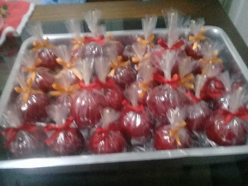 Imagem 4 de 4 de Maçã Do Amor Para Festas