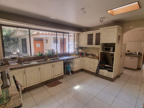 Casa Con Gran Terreno En Cantagallo