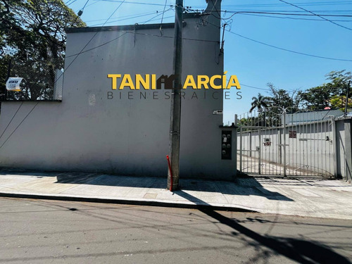 Rento Casa En Privada Con Portón Eléctrico En Orizaba.