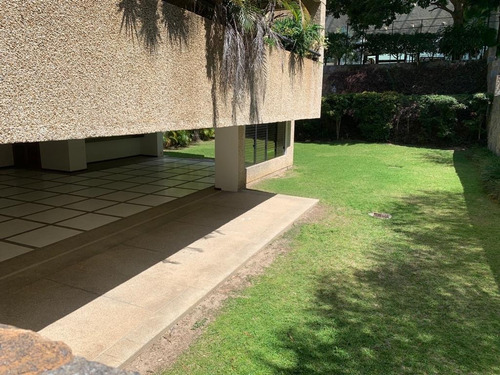Imagen 24 de 29 de Venta Espectacular Apartamento Con Piscina Privada Y Jardín