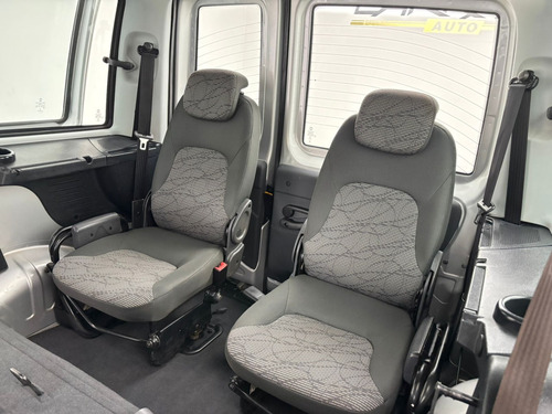 Fiat Doblo 1.8 MPI ESSENCE 7L 16V FLEX 4P MANUAL