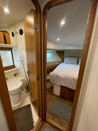 Imagem 3 de 15 de Ferretti 53 - 2012 - 2x Man 800 Hp - Ñ Seaseeker Sessa