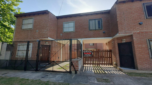 Dúplex De 2 Dormitorios C/ Cochera En Costa Azul.