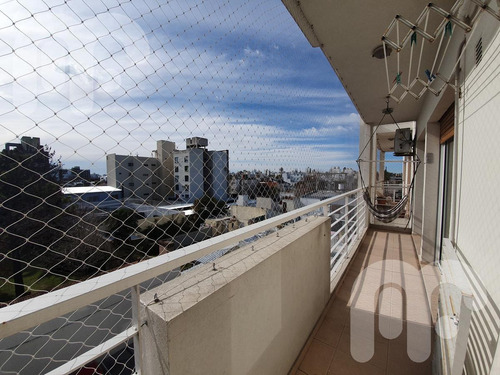 Imagen 13 de 27 de Venta Departamento - La Plata