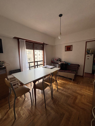 Zona Centro. Departamento 1 Amb. Ideal Para Renta.