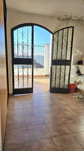 Triplex En Venta 3 Ambientes Con Cochera,isidro Casanova.