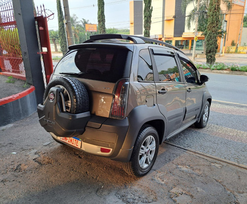 Fiat Idea 1.8 16v Adventure Flex 5p