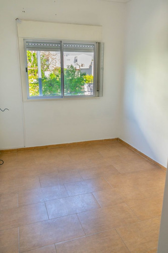 Imagen 8 de 13 de Ph 3 Ambientes Caaguazu 6100 Liniers C,a,b,a, ( Bajo Elprecio )