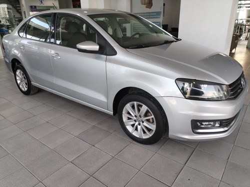 Volkswagen Vento 1.6 Highline At