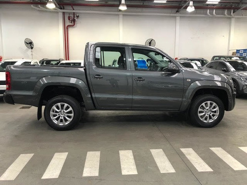 Imagen 4 de 25 de Volkswagen Amarok 2.0 Comfortline 180cv Automatico 4x2 Rt A1
