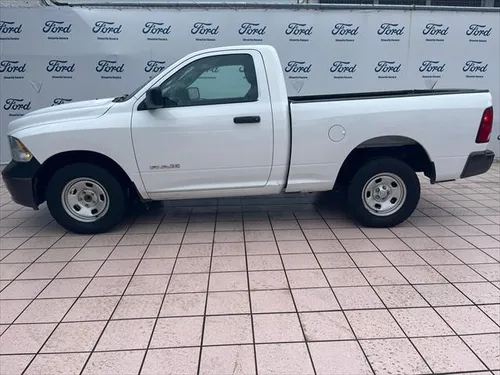 RAM Ram 1500 3.3 V6 XL Cab Regular 4x2 AT