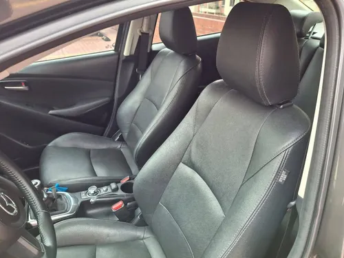 Mazda 2 1.5 Touring