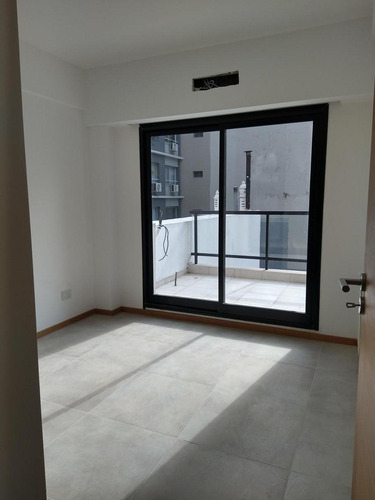 Imagen 10 de 30 de Departamento - Caballito-2 Ambientes- Balcon Terraza
