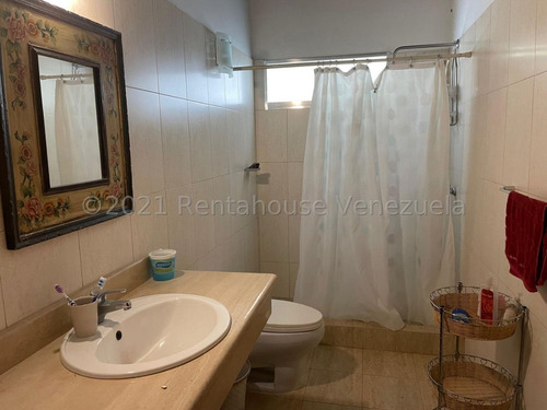Imagen 6 de 19 de Casa En Venta Prados Del Este 22-12263 Jesús Enrique Díaz Caracas Baruta