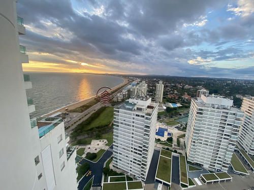 Imagen 22 de 24 de Venta Apartamento 4 Dormitorios Playa Mansa Punta Del Este - Punta Del Este Mansa