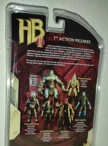 Mezco Toys Hbll Movie Hellboy Includes: Samaritano & Handgun (Usado)