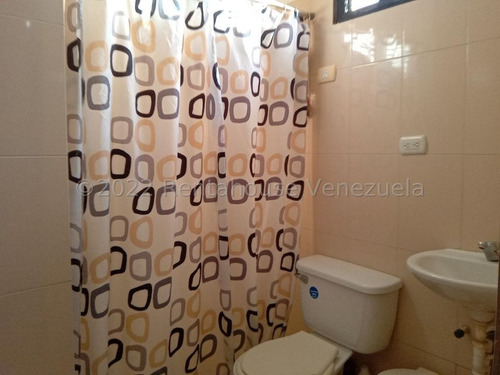 Imagen 12 de 18 de Lindo, Cómodo Y Acogedor Apartamento Ubicado Al Este De La Ciudad 04120656408 Mls 23-9094