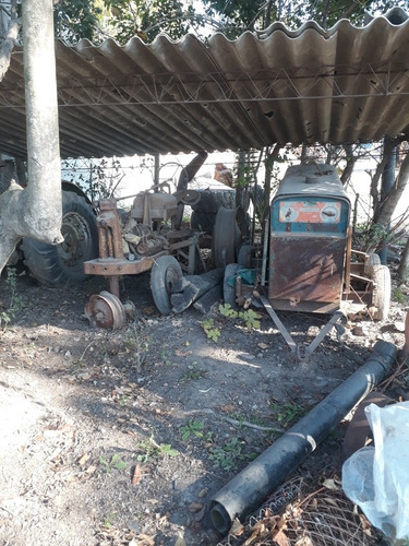 Imagen 2 de 7 de Jhone Deere