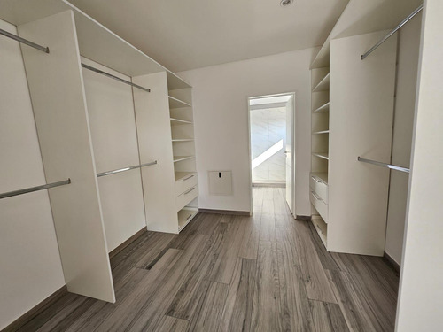 Casa A La Venta En Dos Plantas A Estrenar En Barrio San Pablo