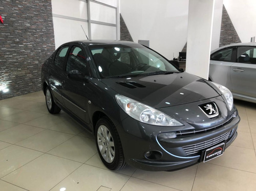 Peugeot 207 Xt Compact 2012 122.000km