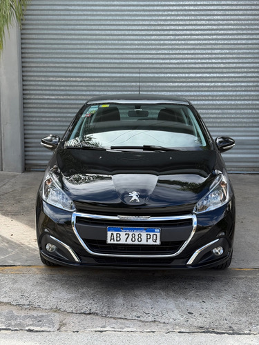 Peugeot 208 1.6 Allure