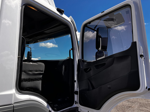 Mb Atego 2426 6x2 2013 Truck Revisado Com Baú Sider 16 Palet