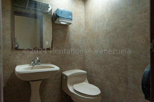 Oficina En Alquiler En El Hotel Eurobilding Con 840 Mtrs2 Oficina En Obra Gris Para Adaptar 24-14604