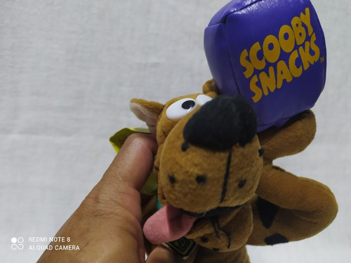 Peluche De Scooby Doo  Snacks Original