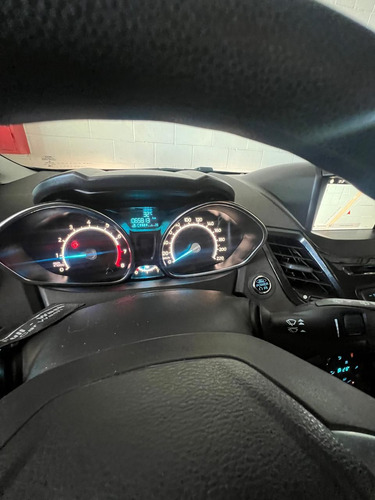 Ford Fiesta Kinetic 1.6 Titanium Powershift 120cv