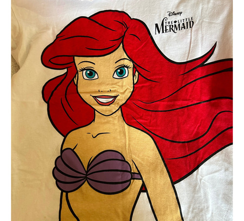 Playera La Sirenita Disney Talla S Oversized Blanca Mujer (Usado)