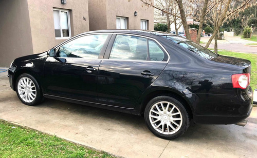 Imagen 15 de 15 de Volkswagen Vento 2010 2.0 T Fsi Sportline