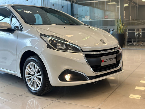 Peugeot 208 1.6 Allure