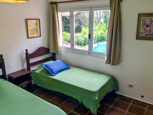 Casa 6 Dormitorios En Playa Brava, Punta Del Este