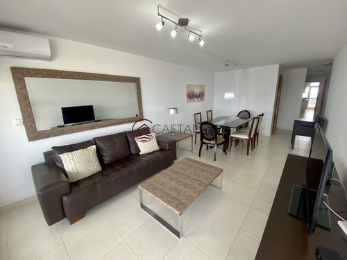 Imagen 5 de 28 de Venta 2 Dormitorios, Playa Mansa Punta Del Este - Punta Del Este Mansa