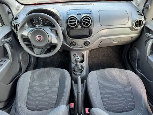Fiat Palio 1.4 4P FLEX ATTRACTIVE