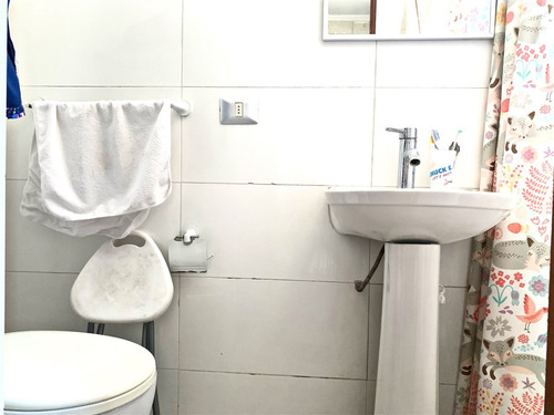 Casa En Arriendo De 4 Dorm. En Las Condes