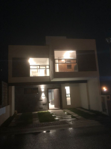 Imagen 4 de 22 de Se Vende Casa En San Isidro Juriquilla, 3 Recamara, 3.5 Baño